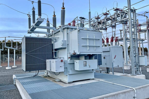 Transformers connected to transmission line